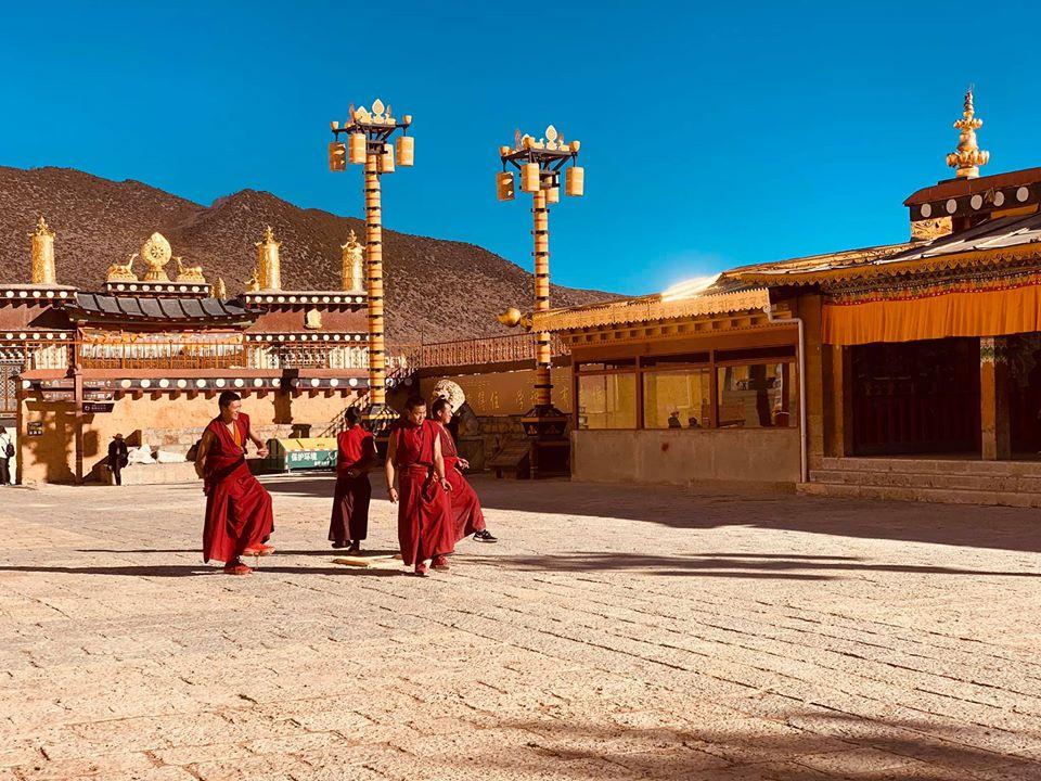Ngày 3: Tham quan Lhasa (Ăn sáng, trưa, tối)