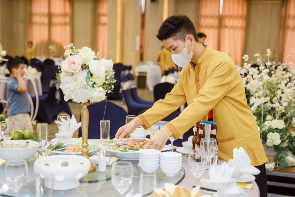 kinh nghiệm đặt nhà hàng tiệc cưới : Khảo sát và tham khảo 