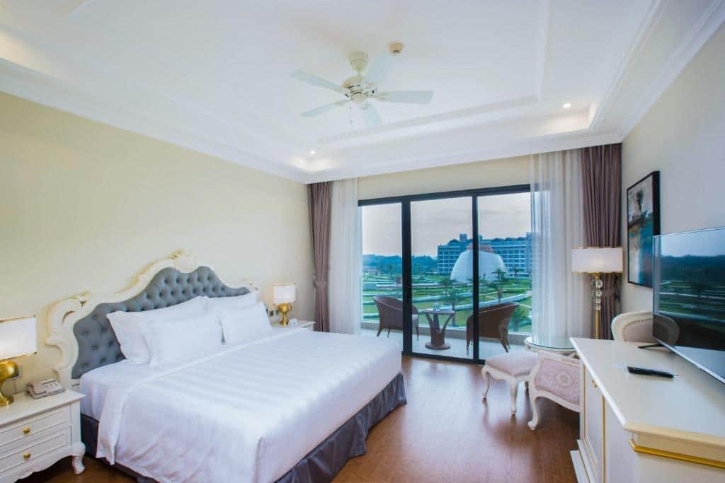 VinOasis Phú Quốc Hotel