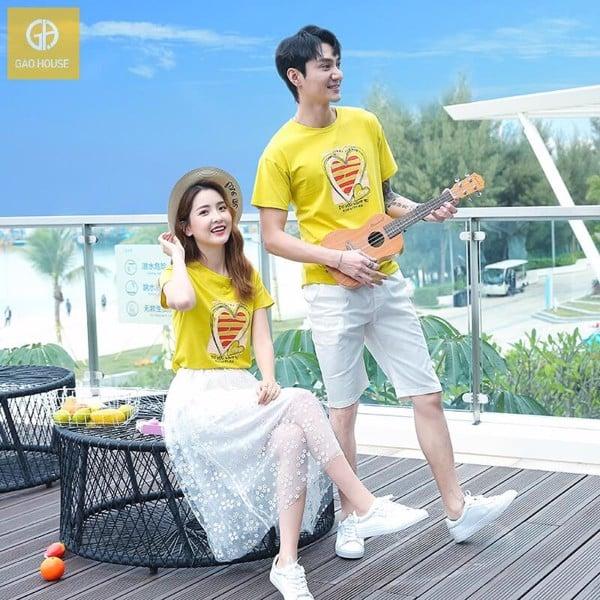 Valentine, Vợ Chồng Nên Chọn Áo Đôi Gia Đình Màu Gì?