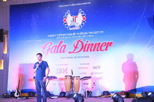 Tổng hợp những mẫu backdrop gala dinner ấn tượng nhất 2022