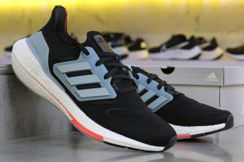 Giày adidas Nam chính hãng, SALE 70% | Giày adidas chính hãng